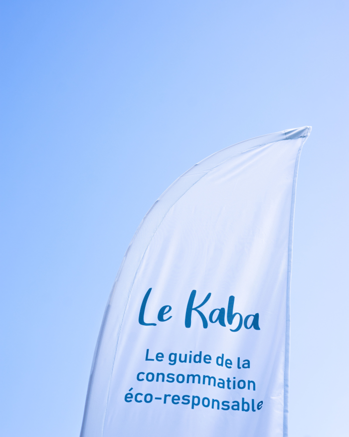 Drapeau le Kaba avec slogan